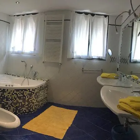 Apartment Sotto Il Tetto Di Sofia