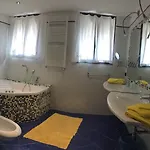 Daire Sotto Il Tetto Di Sofia